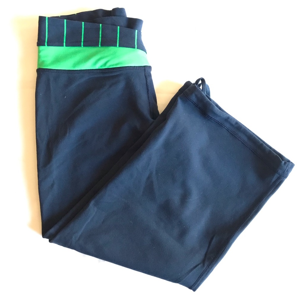 Lululemon crop leggings pants Size 4